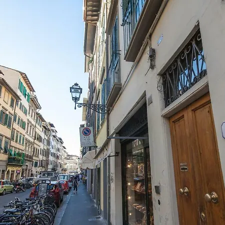 Apartament Via Borgo Ognissanti One Bedroom Florencja